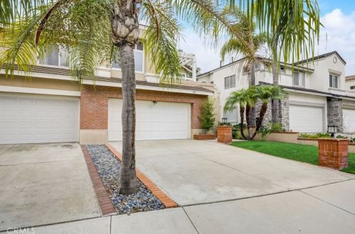 949 Lone Pine Ln, Anaheim CA  92808-2309 exterior