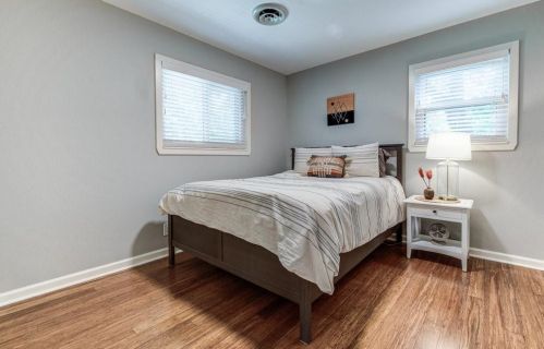 5205 Buffalo Pass, Austin TX  78745-2703 exterior