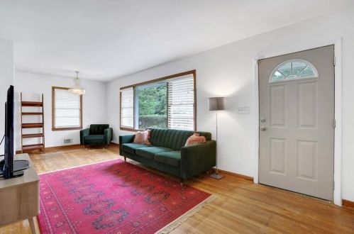 1680 Flintwood Dr, Atlanta GA  30316-4128 exterior