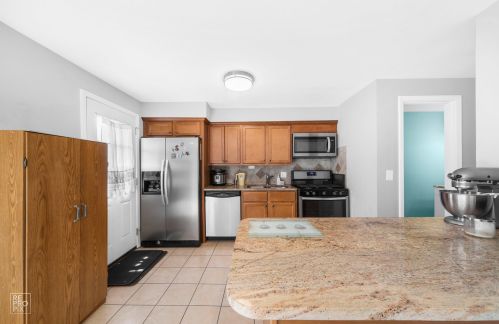 7795 Nordica Ave, Niles IL  60714-3311 exterior