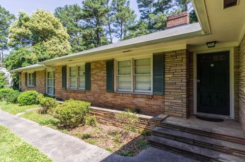 1285 Moores Mill Rd, Atlanta, GA 30327-1429