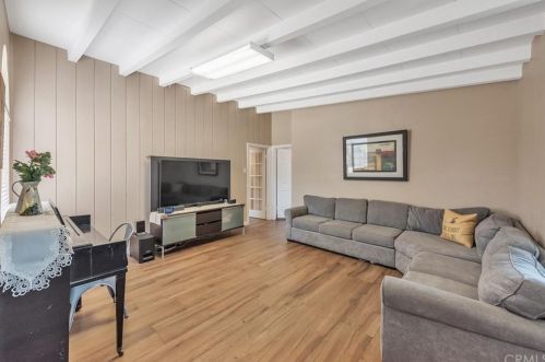 930 Fairview St, Anaheim CA  92801-3414 exterior