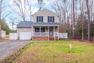 172 Pineview Dr, Hartfield, VA 23071-2080