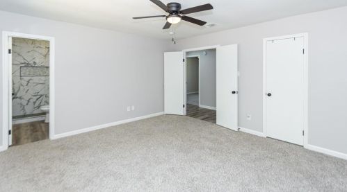 9813 Wren Ct, Conroe TX  77385-3729 exterior