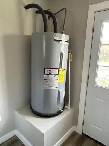 611 Locust St, Whitewright TX 75491-2335 exterior