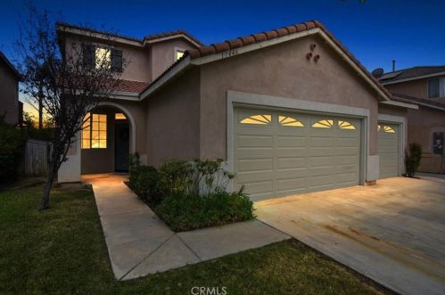 17446 Meadow Rock Dr, Riverside, CA 92503-8702