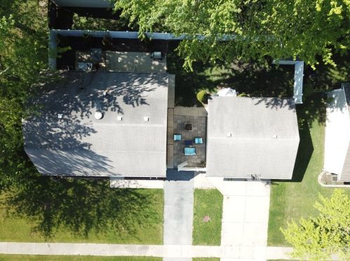 189 Garden Dr, Lemont IL  60440-2668 exterior