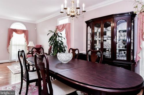 1909 Westchester Dr, Silver Spring MD 20902-3563 exterior