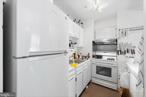 3961 Baltimore Ave, Philadelphia PA 19143-2623 exterior