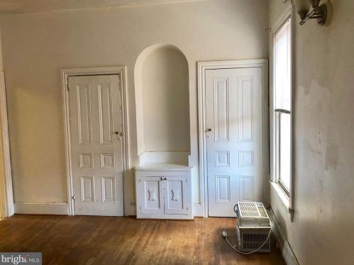 813 26th St, Philadelphia PA  19130-1803 exterior