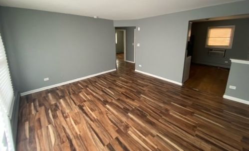 15242 Chicago Rd, Dolton, IL 60419-2541