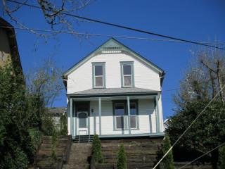 180 3rd St, Kalama, WA 98625-9800