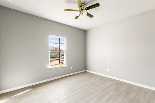 4720 Shackleford St, Fort Worth TX  76119-3563 exterior