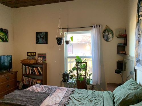 6311 Felix Ave, Austin TX  78741-2402 exterior