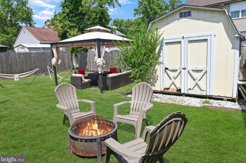 2 Cold Springs Ct, Erial, NJ 08081-9230