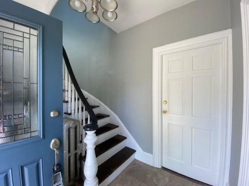 85 Lydia St, Providence, RI 02908-3725