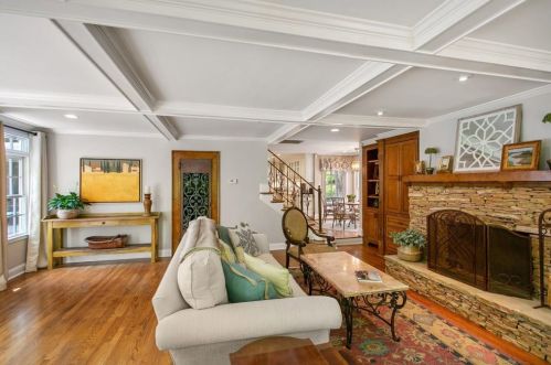 4581 Elizabeth Ln, Atlanta GA  30339-5323 exterior