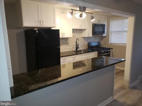 6353 Eastwood St, Philadelphia PA  19149-2819 exterior