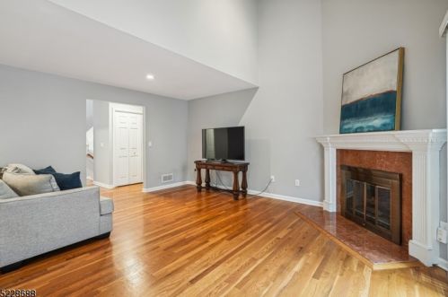 47 Clarken Dr, Town Center NJ  07052-3453 exterior