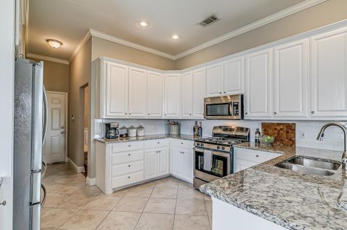 7308 Spring Oak Dr, North Richland Hills TX  76182-3708 exterior