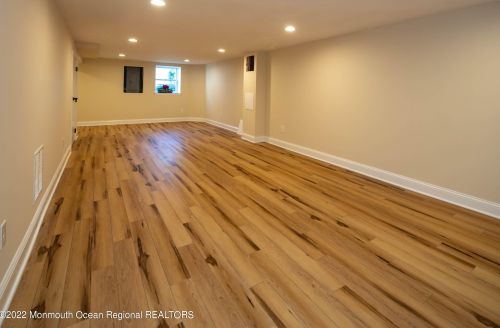 57 Louis Cir, Tinton Falls NJ  07701-6220 exterior