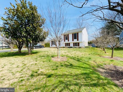 721 Paul Dr, Aberdeen MD  21001-1641 exterior