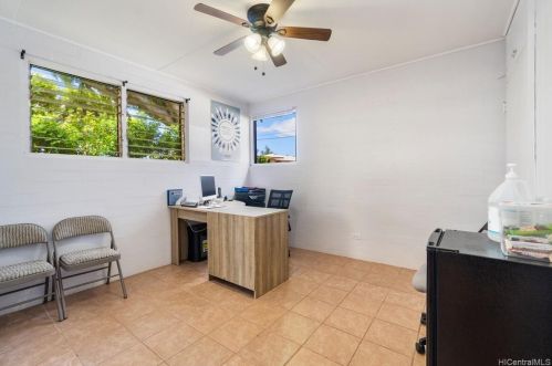 729 Ekela Ave, Honolulu HI 96816-1191 exterior