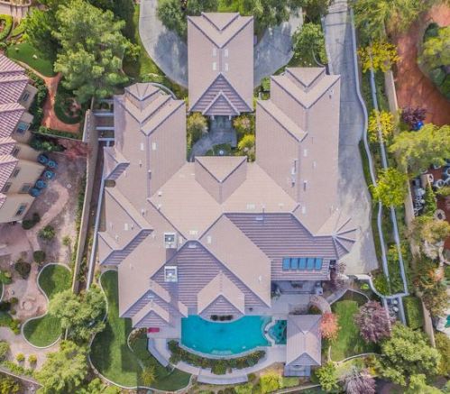 20 Highland Creek Dr, Henderson, NV 89052-6611