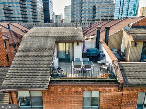 2036 Arch St, Philadelphia, PA 19103-1412