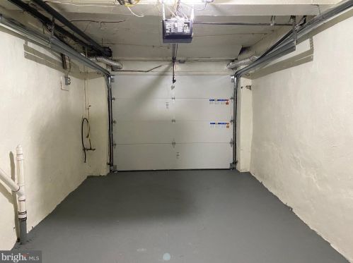 5815 16th St, Philadelphia PA  19141-1821 exterior