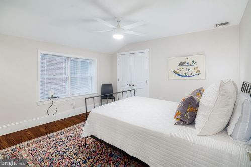 2022 Chancellor St, Philadelphia PA 19103-5605 exterior