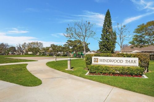 14 Capstone, Irvine CA  92606-7655 exterior