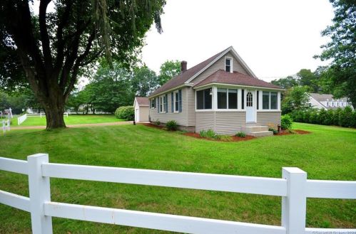 43 Wells Rd, Granby, CT 06035-1224
