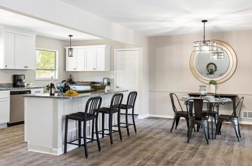 1903 Mcjenkin Dr, Atlanta GA  30345-3005 exterior