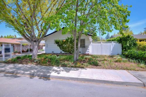 1589 Gretel Ln, Mountain View, CA 94040-3704