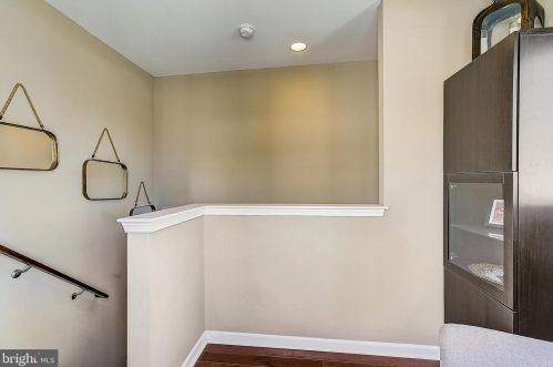 1333 Howard St, Philadelphia PA 19122-3209 exterior