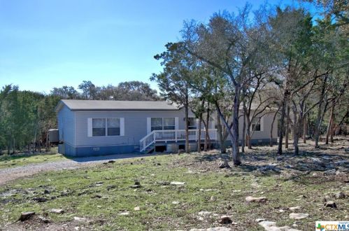 482 Derrick Dr, Spring Branch, TX