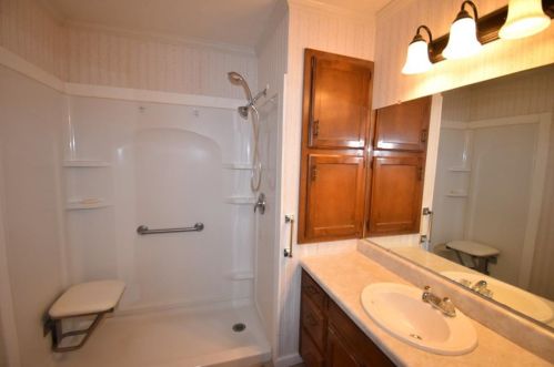 112 Hayes Cir, Rex GA 30273-1543 exterior