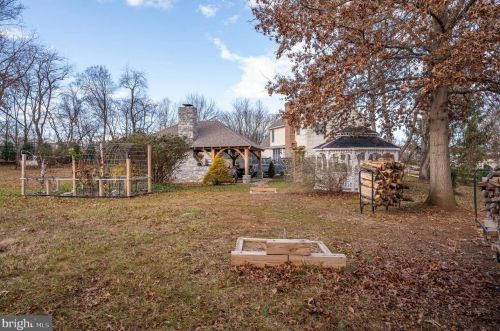 874 Pheasant Hill Rd, Summit Point WV  25446-3634 exterior