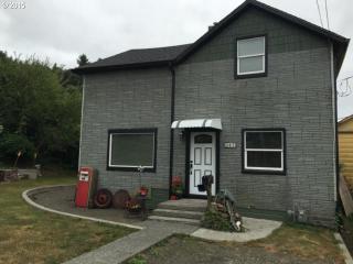635 30th St, Tongue Point, OR 97103-2809