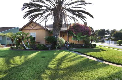 9414 Kauffman Ave, South Gate, CA 90280-5155