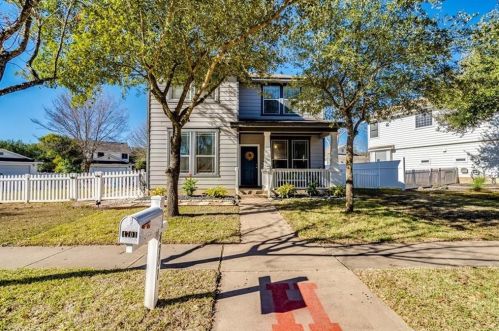 4701 Mather, Uhland TX  78640-9211 exterior