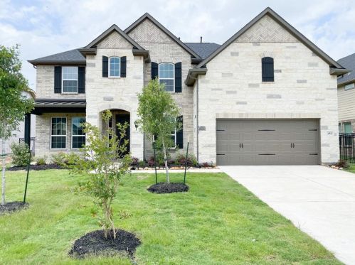 452 Round Lake Dr, Richmond TX  77469 exterior