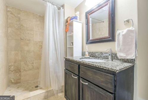 1339 Elizabeth Ln, Atlanta GA  30344-1724 exterior
