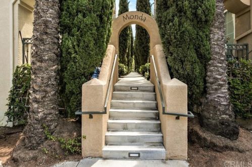 3768 Mykonos Ln, San Diego, CA 92130-3575