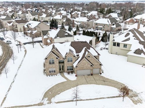 26402 Silverleaf Dr, Plainfield, IL 60585-2493
