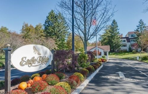 215 Cerrutti Ct, Town Center, NJ 07052-4132