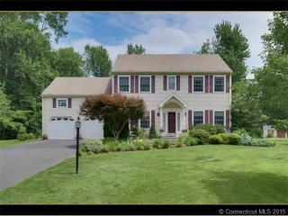 32 Fairlawn Dr, Wallingford, CT 06492-2588