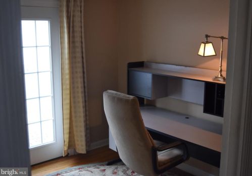 156 School House Rd, Lancaster PA  17603-6314 exterior