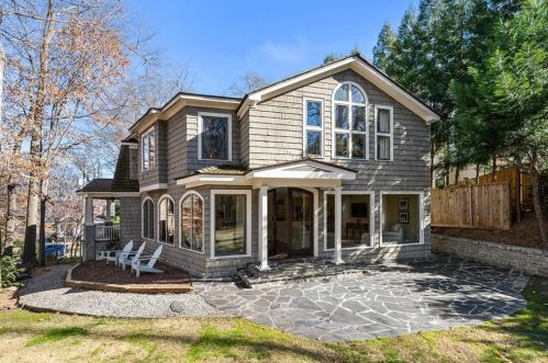 240 Huntington Rd, Atlanta GA  30309-1506 exterior